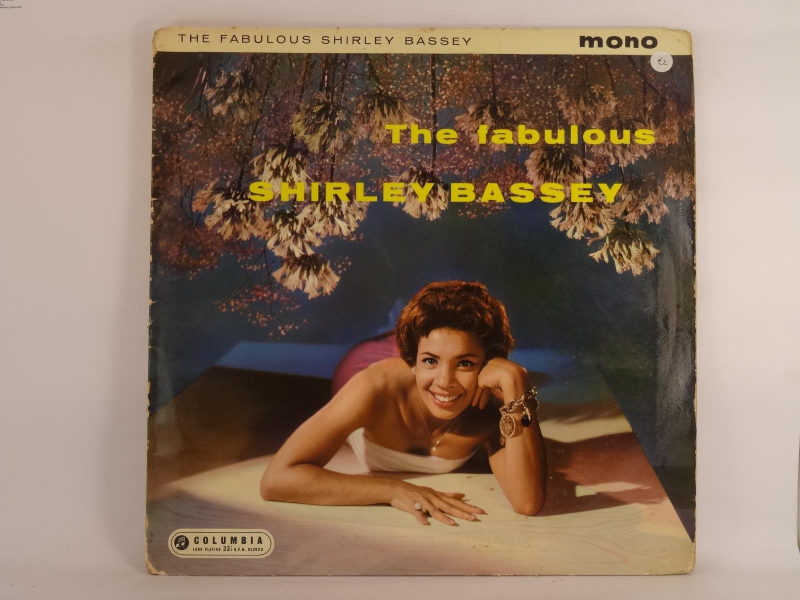 SHIRLEY BASSEY THE FABULOUS SHIRLEY BASSEY (378) 10 Track LP including Picture S