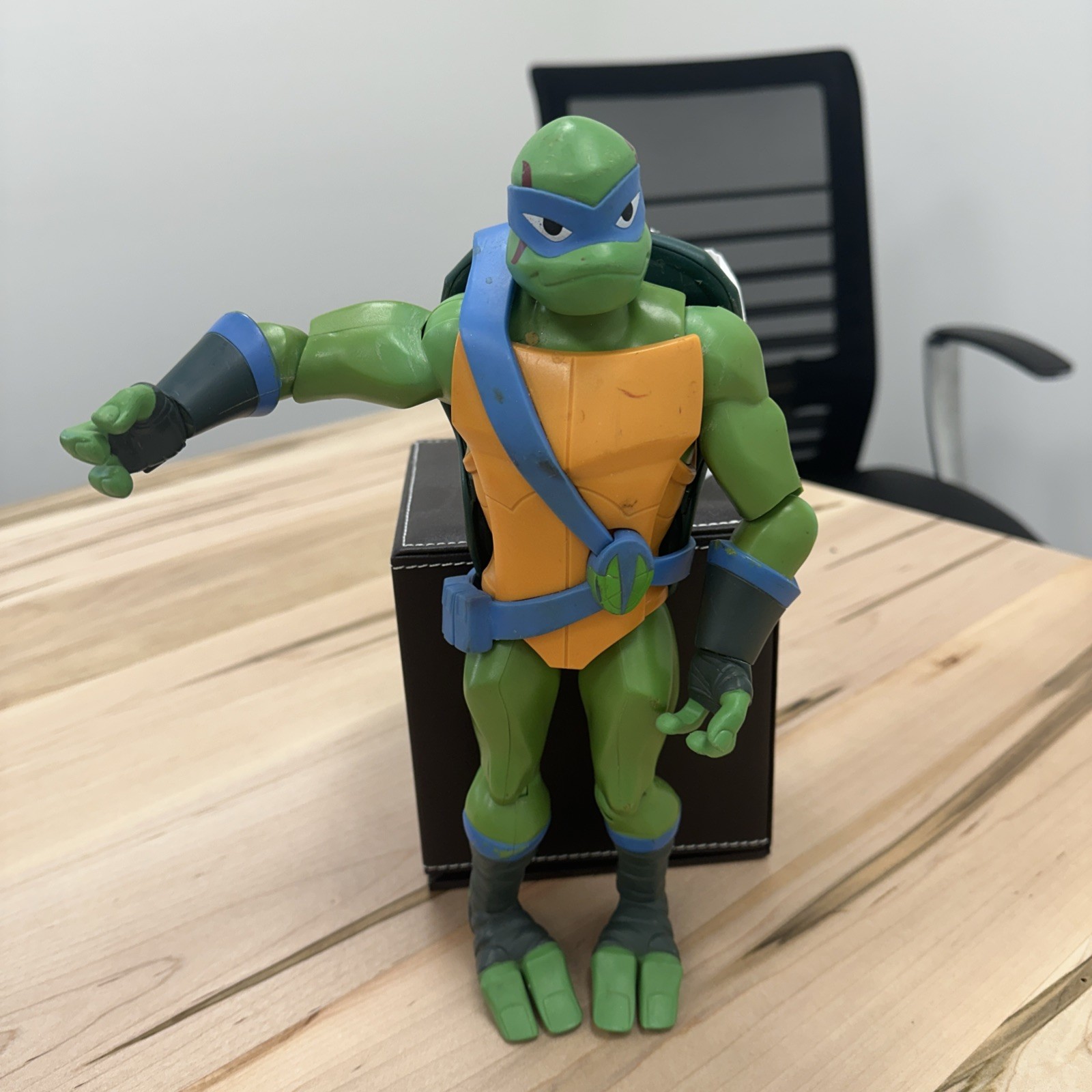 Rise of the Teenage Mutant Ninja Turtles Leonardo Large Toy Figure 11" 2018 TMNT