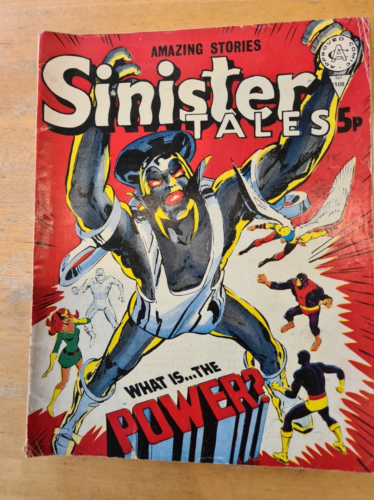 3 Alan Class comics, 2 Sinister tales 108 and 126 and 1 Suspense no 94