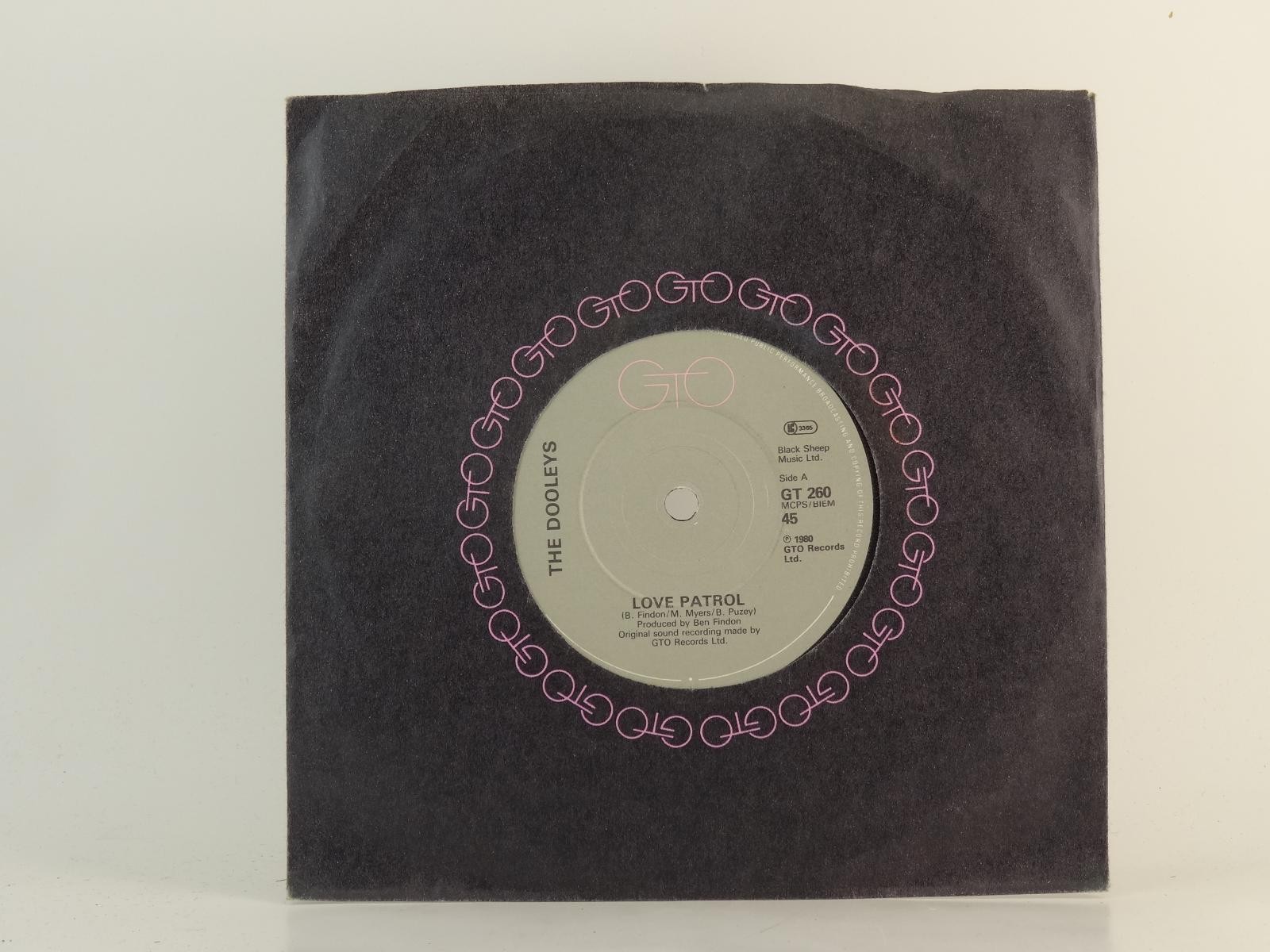 THE DOOLEYS LOVE PATROL (88) 2 Track 7" Single plus Company Sleeve GTO