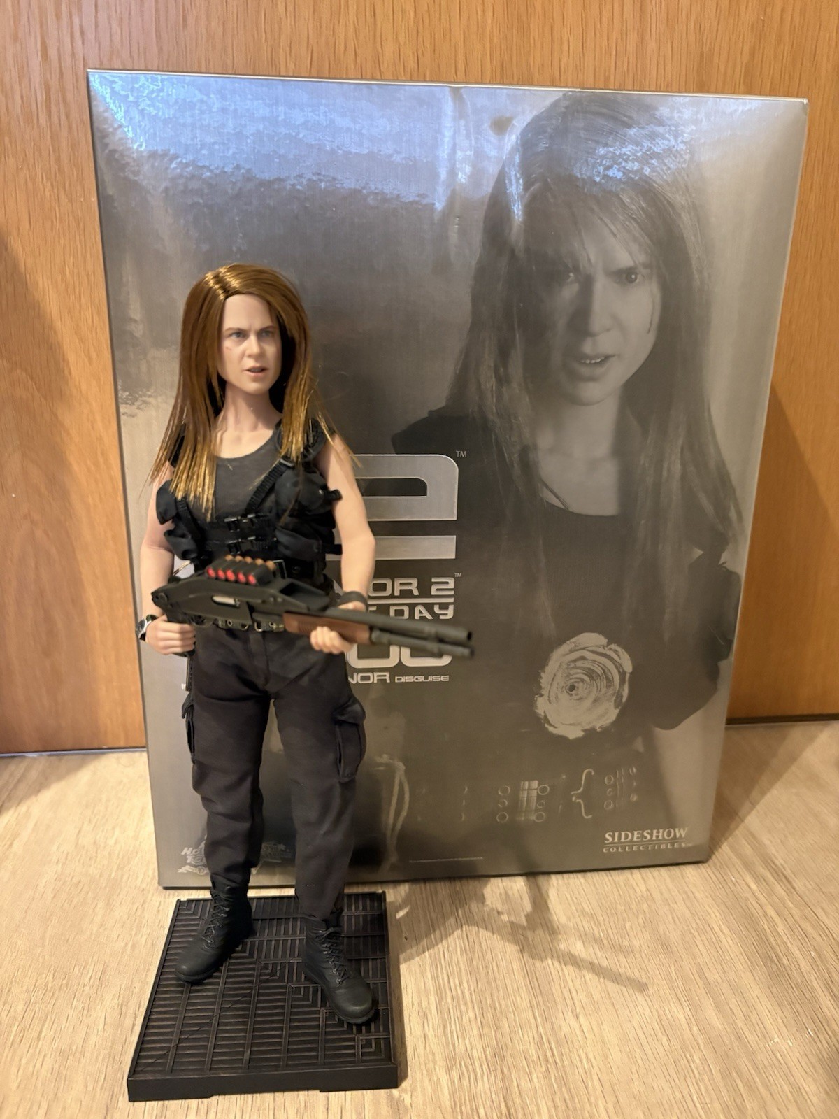 Hot Toys Mms125 Sarah Connor Terminator 2 Judgement Day T-1000 1/6 Figur