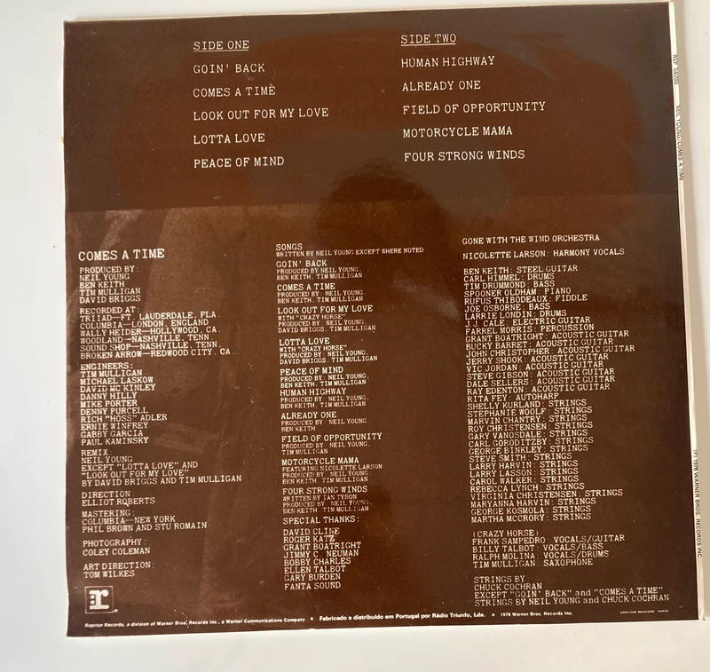 Neil Young - Comes a Time