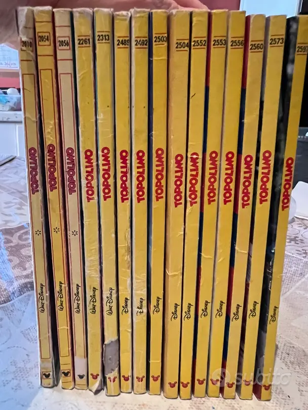 Set di 15 fumetti di Topolino