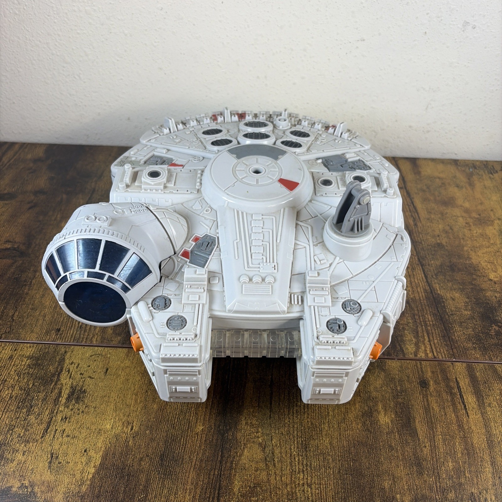 Hasbro 2011 Playskool Star Wars Millennium Falcon Eroi Galattici Chewbacca