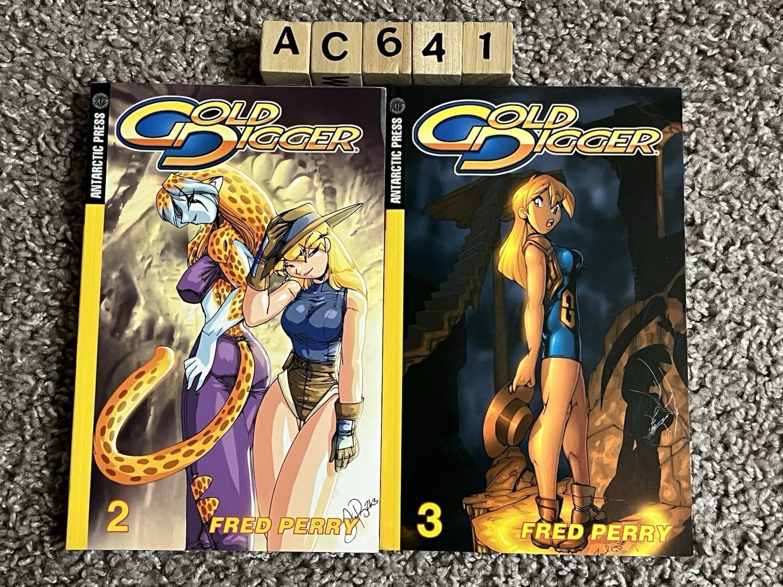 BEL GOLD DIGGER MANGA volumi 2 e 3 FRED PERRY ANTARCTIC PRESS qualche segno di usura