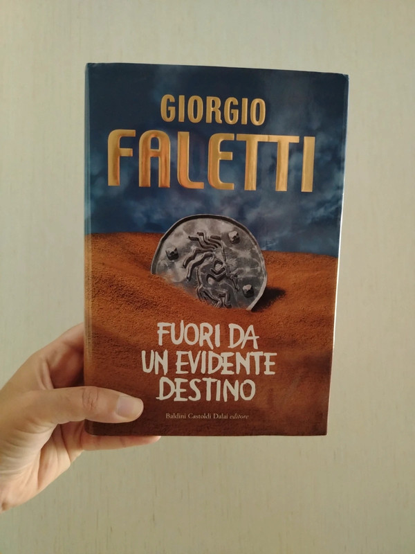 Fuori da un evidente destino
