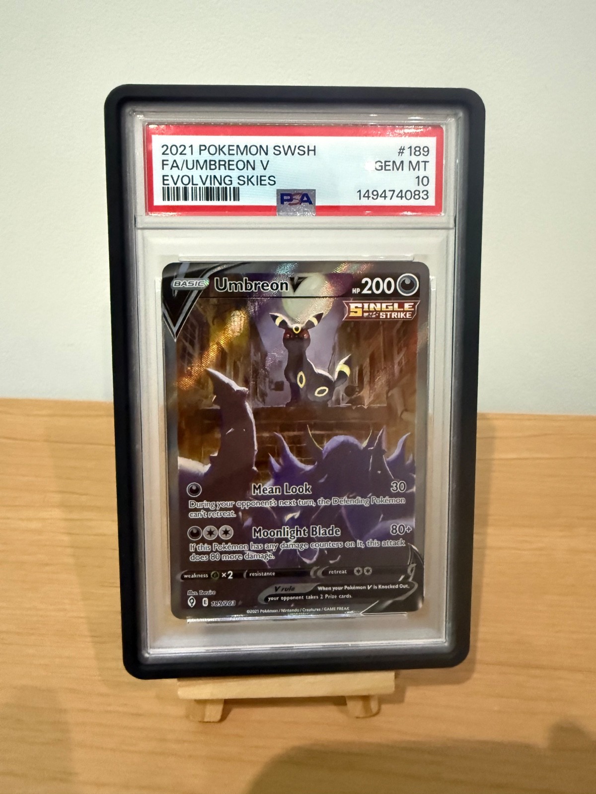 Pokémon PSA 10 Umbreon V 189/203 Evolving Skies 2021 Alt Full Art Holo