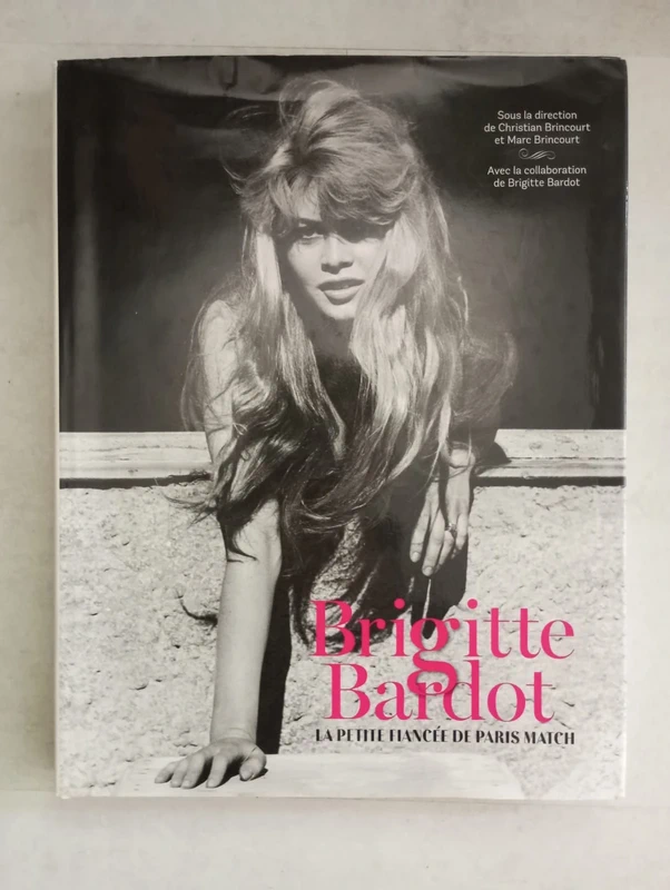 Brigitte Bardot, la petite fiancée de Paris Match