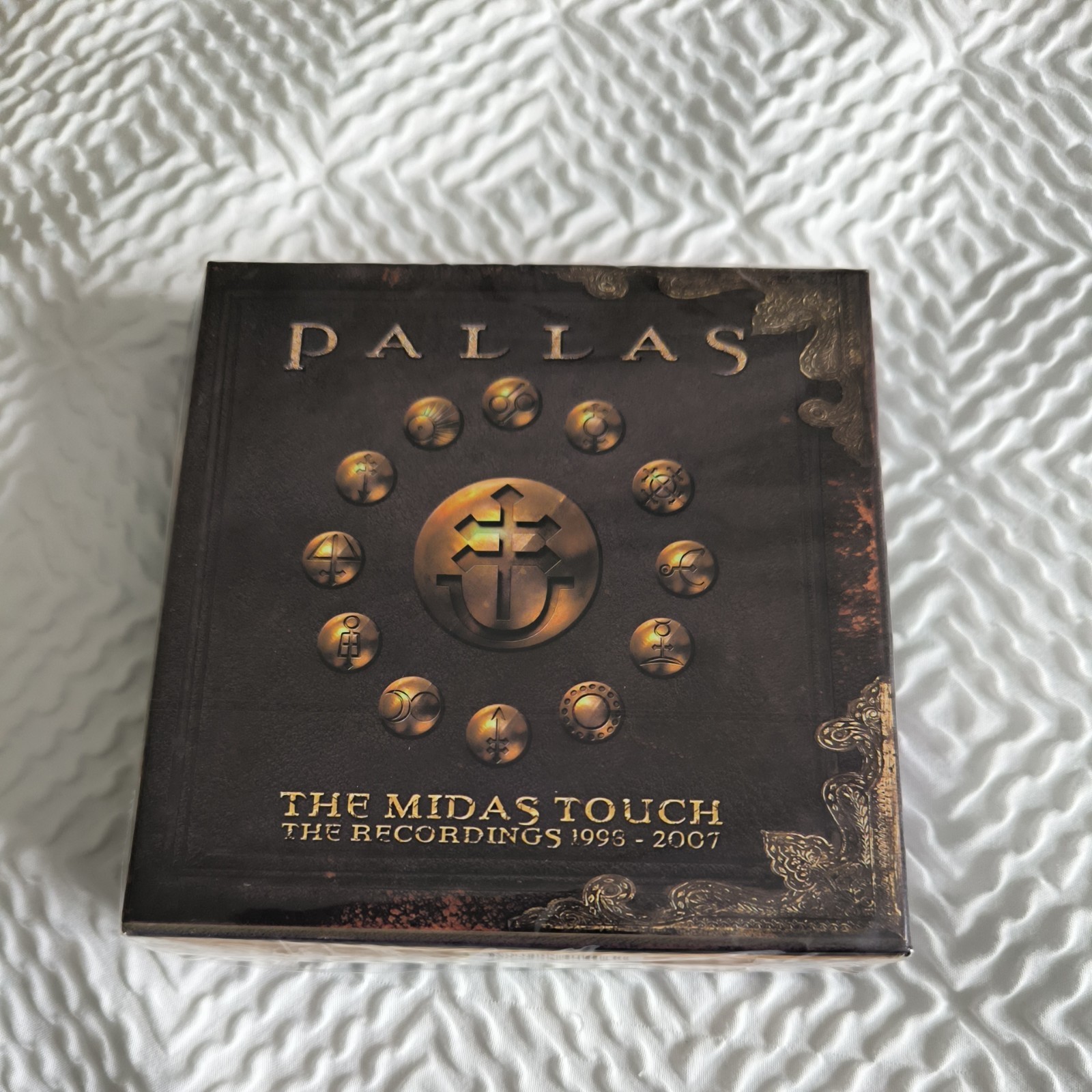 PALLAS - MIDAS TOUCH - Box set 9 disc s of 8 CDs and blu ray dvd 