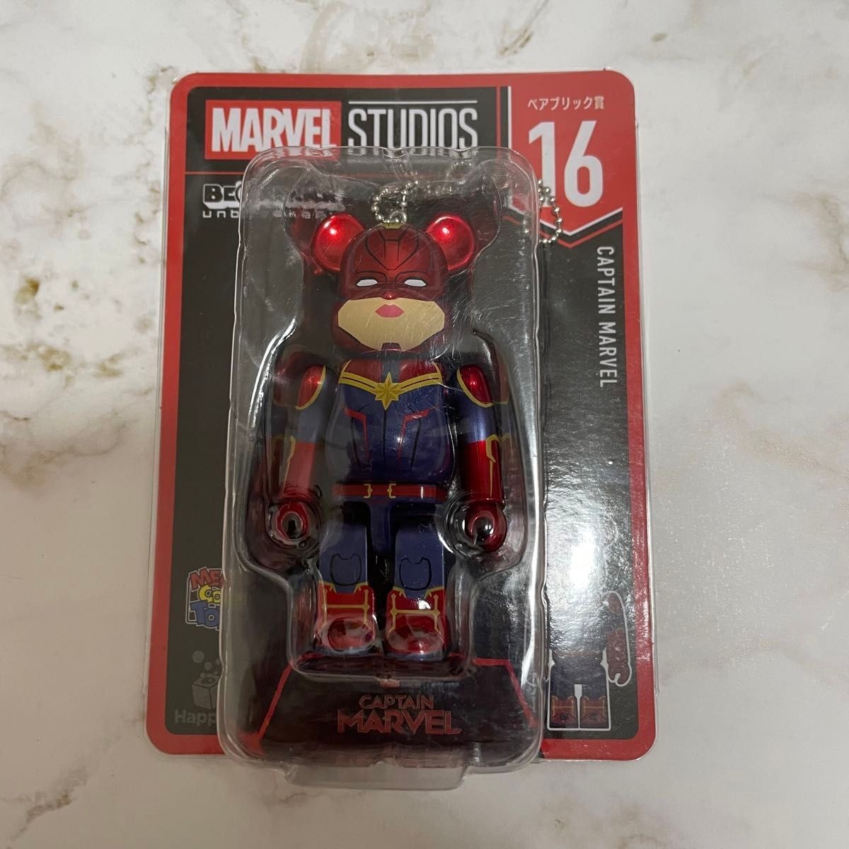 BE@RBRICK Marvel Happy LottCaptain Marvel n. 16