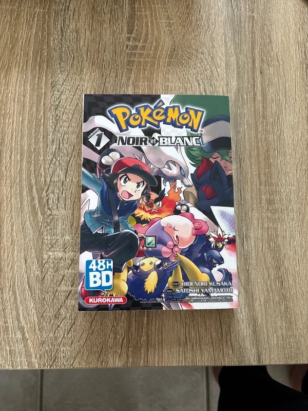 Livre manga Pokémon noir et blanc