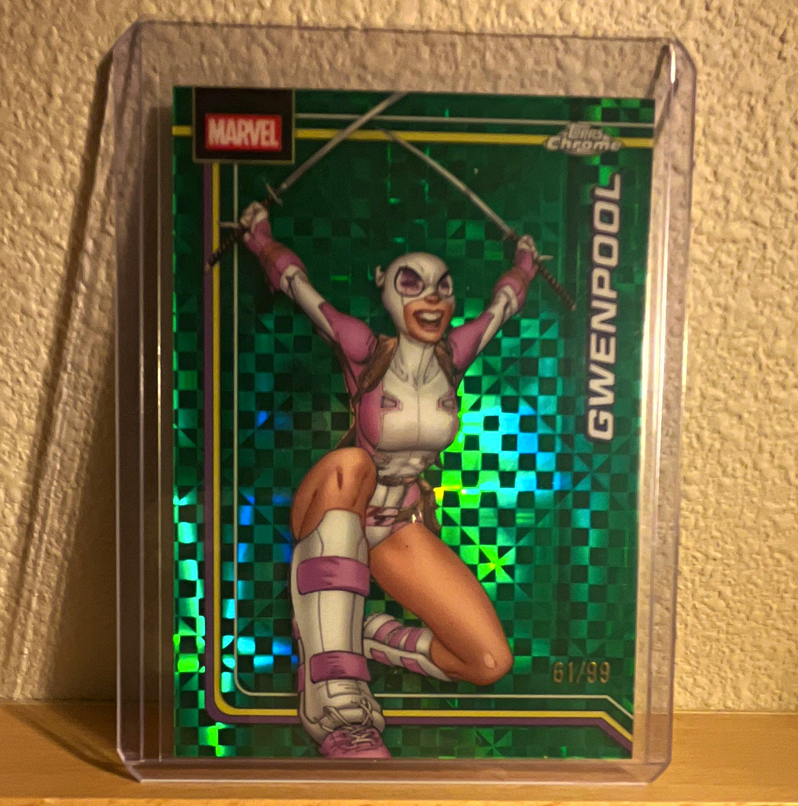 Topps 2018 Topps Chrome Marvel Gwenpool #121 verde serie parallela 61/99