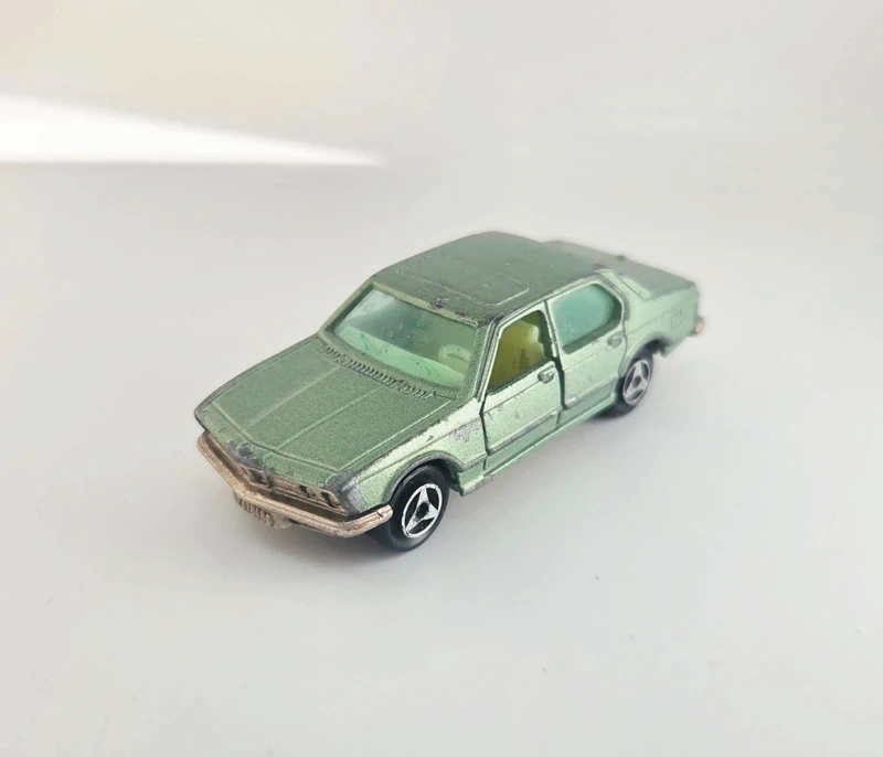 BMW 733 1/60 Majorette n° 256 made in France