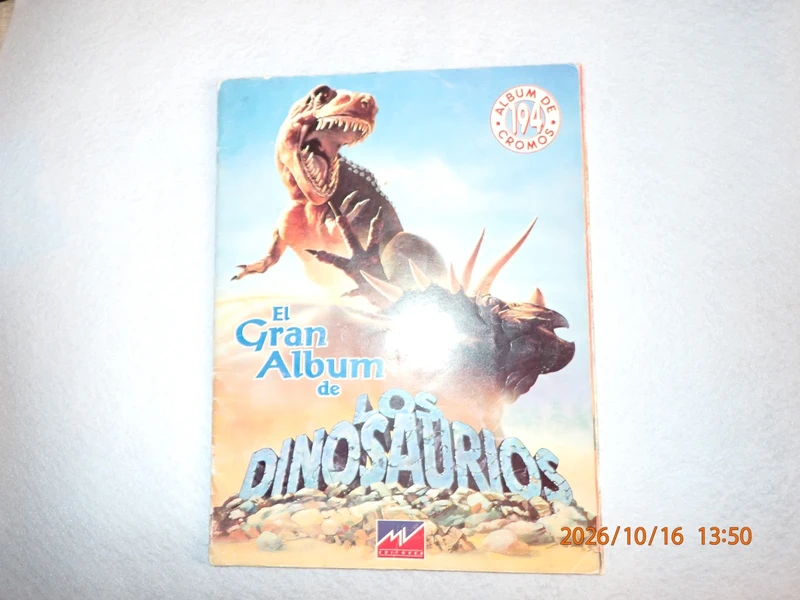 El gran albun de los dinosaurios (Completado) Escaso