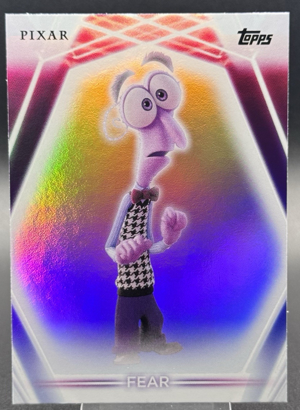 FEAR INSIDE OUT TOPPS DISNEY NEON RAINBOW FOIL BOARD #164 2026 26