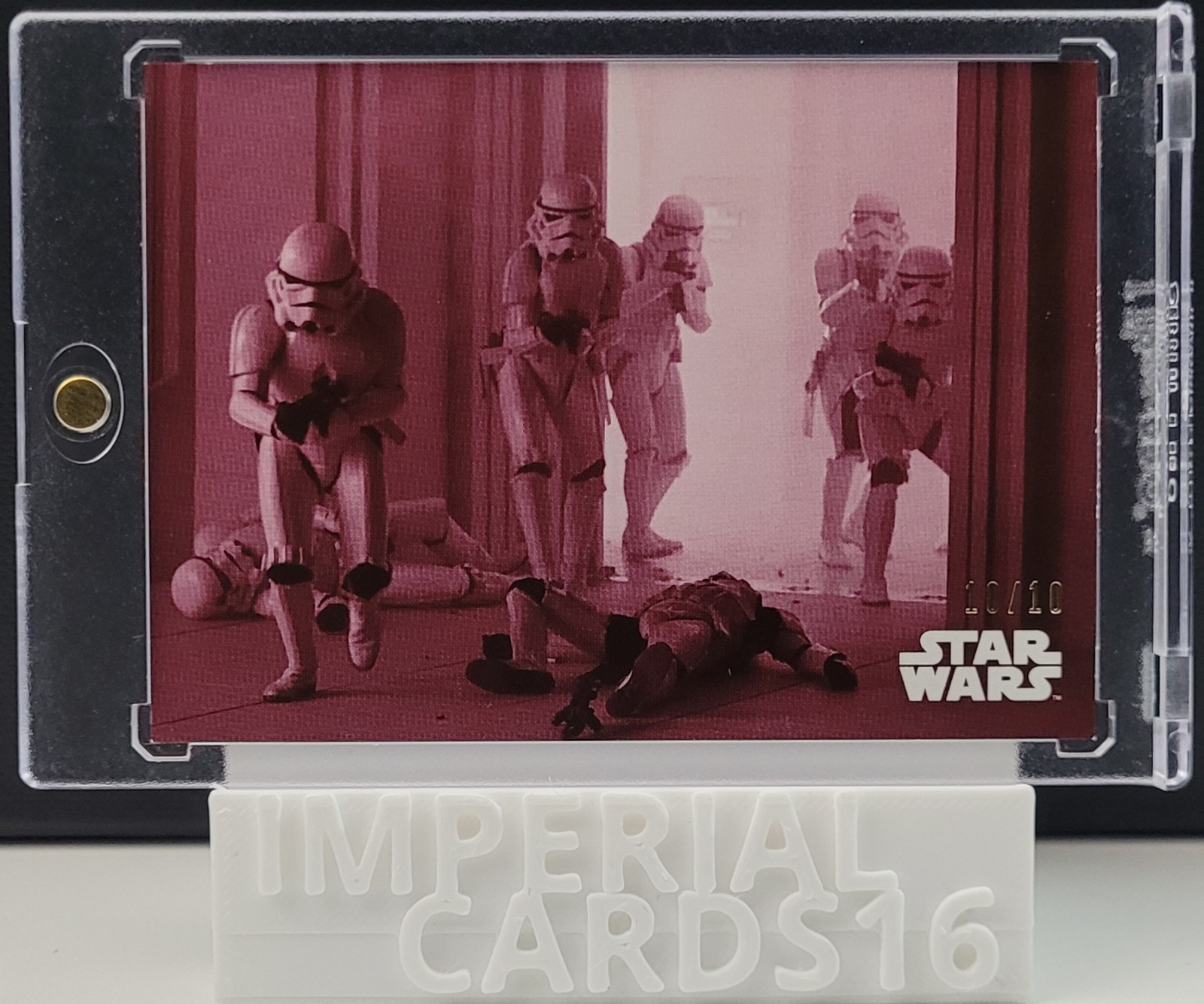 2019 Star Wars Black & White #136 The Stormtroopers Converge Red 10/10 Omega