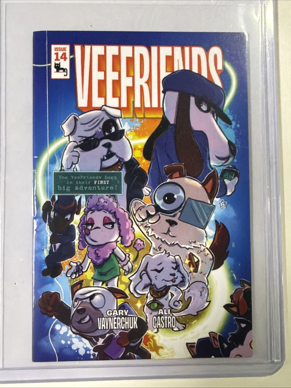 2026 Veefriends molto, molto, molto mini fumetto #14 Doggy Daycare