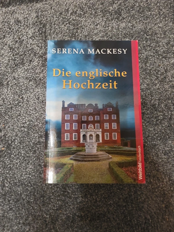 Roman: die englische hochzeit von serena mackesy