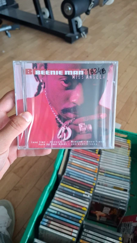 CD Beenie Man Miss Angela MPG