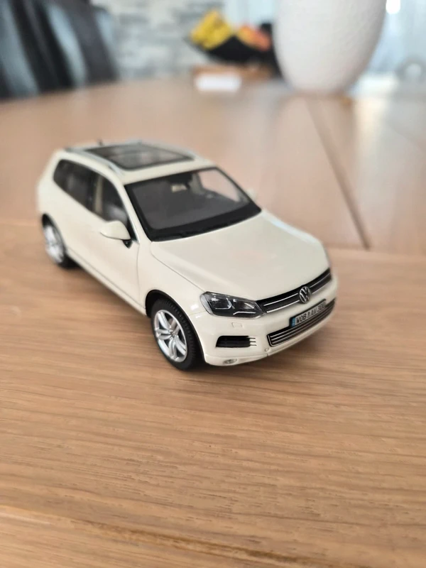 Miniature Touareg 143