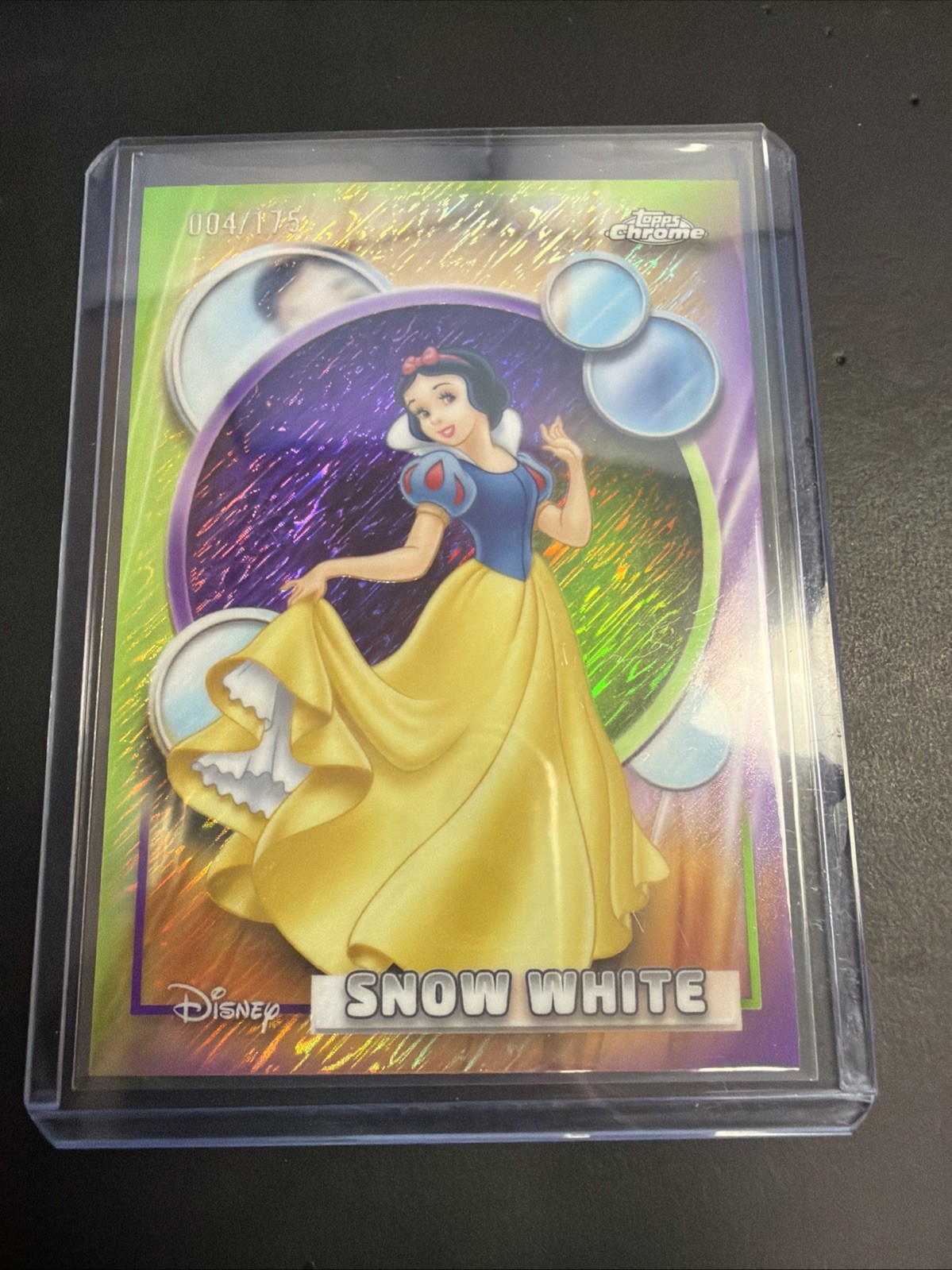 BIANCANEVE 2026 Topps Chrome Disney #1 Biancaneve rifrattore multicolore /175