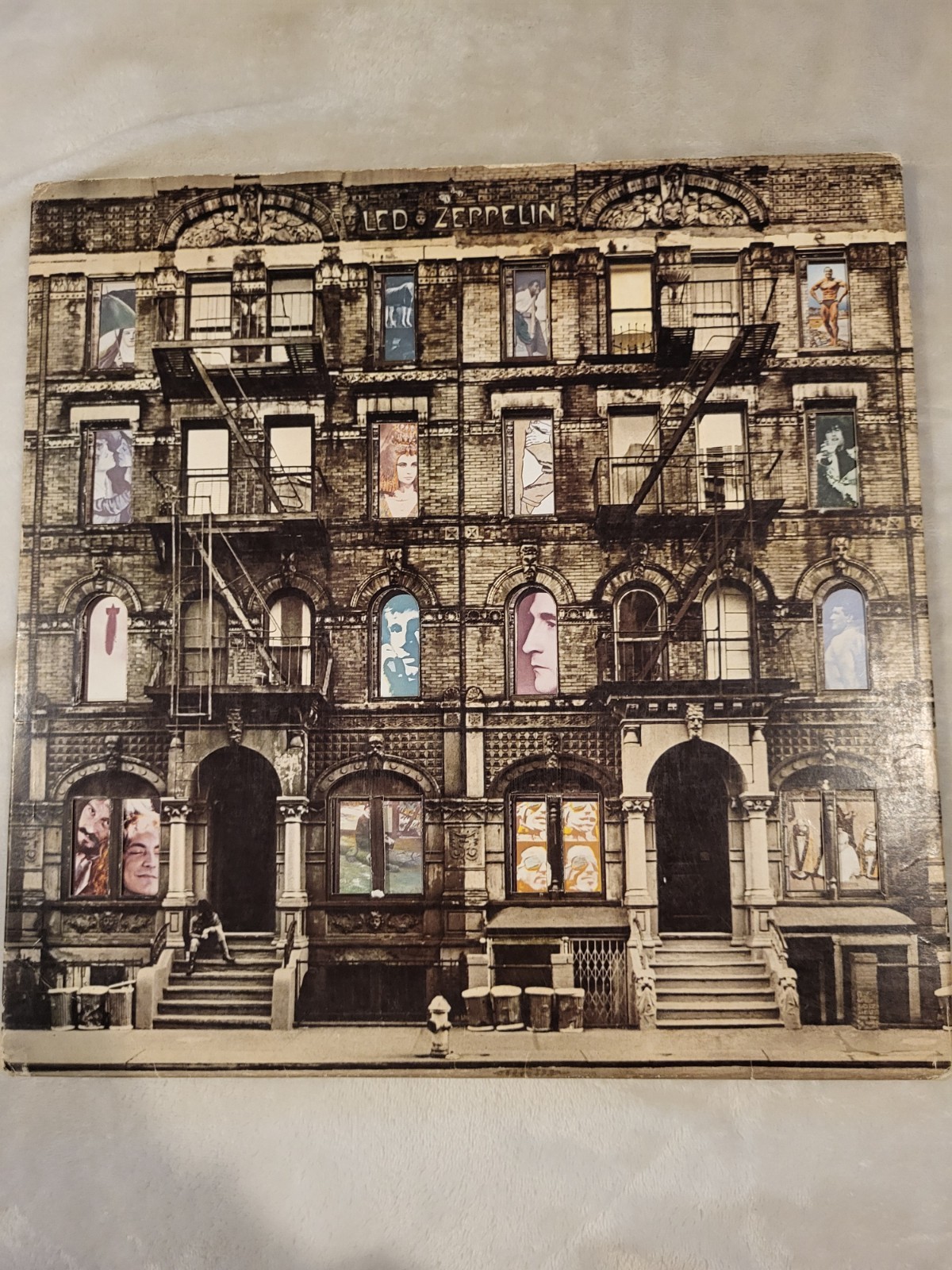 LED ZEPPELIN ♫ PHYSICAL GRAFFITI ♫ 1975 1ST PRESS * PRESSWELL * KASHMIR *