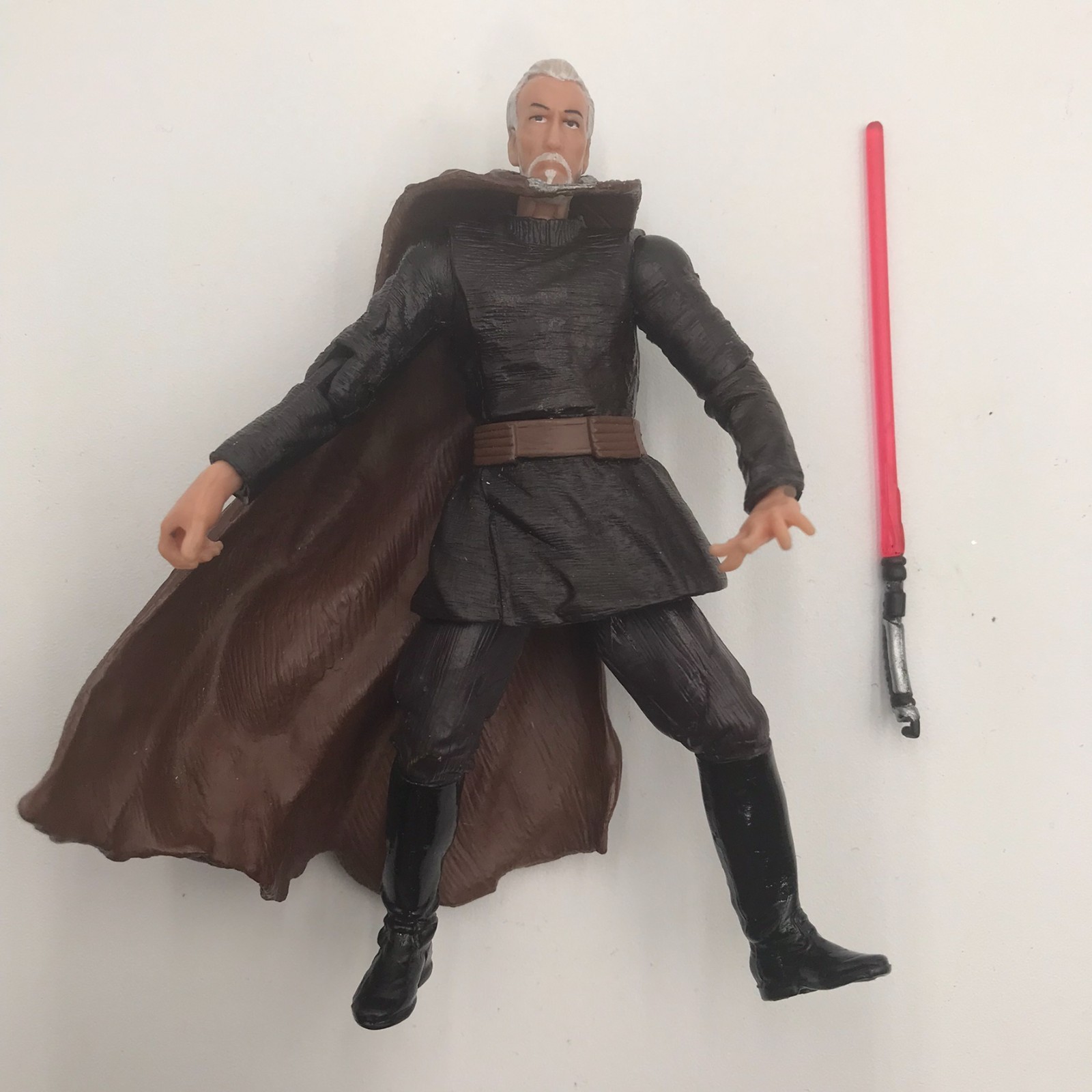 Star Wars Modellino Count Dooku Signore dei Sith Darth Tyranus & spada laser 3,75