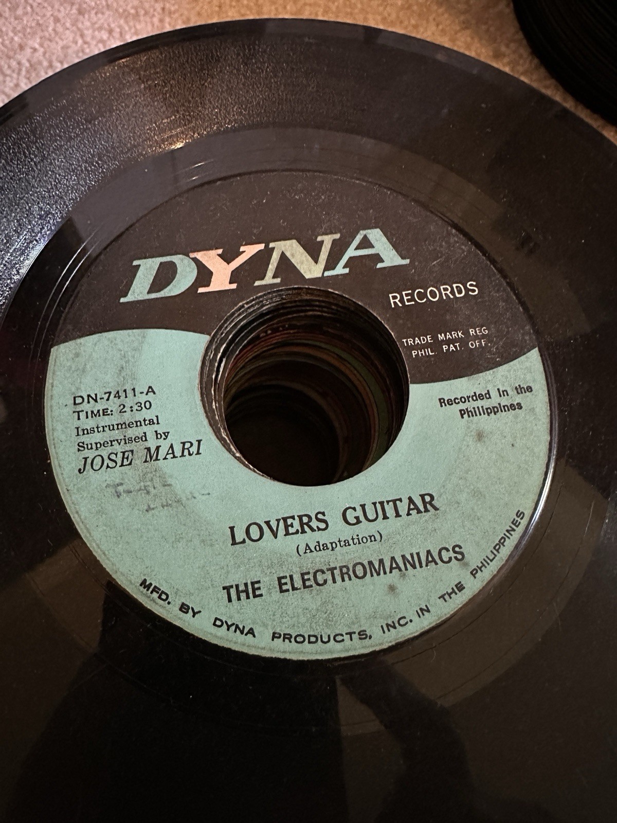 The Electromaniacs 45 rpm Philippines 7" Lovers Guitar