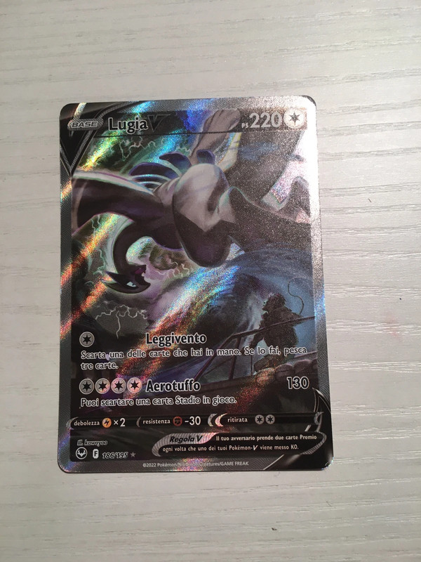 Carta pokemon Lugia V
