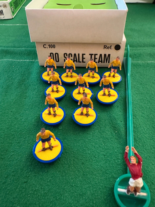 Subbuteo squadra HW  Mansfield Town, Arsenal away