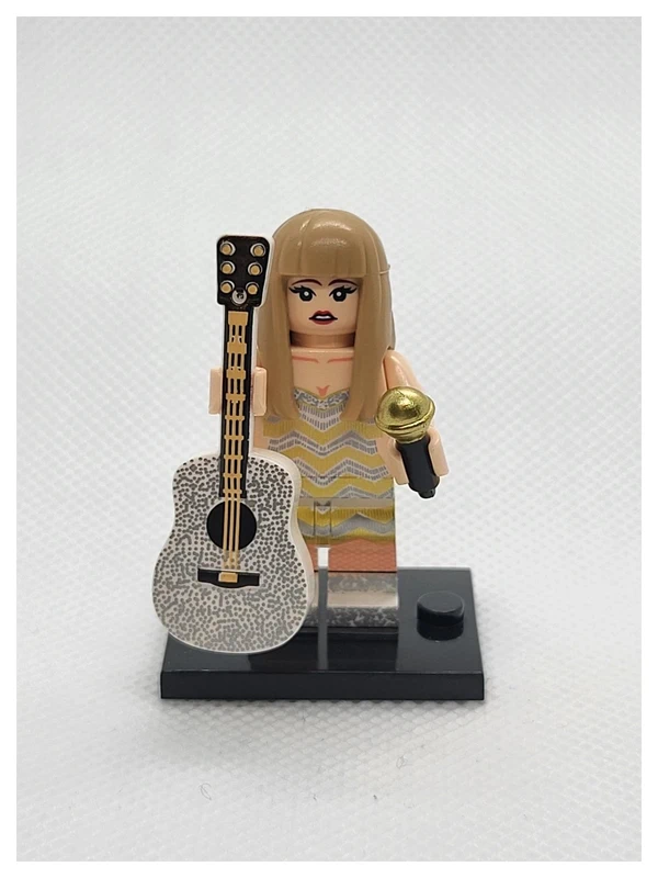 Figurine type Lego - Taylor Swift (Lego-style figure - Taylor Swift) - Blanc