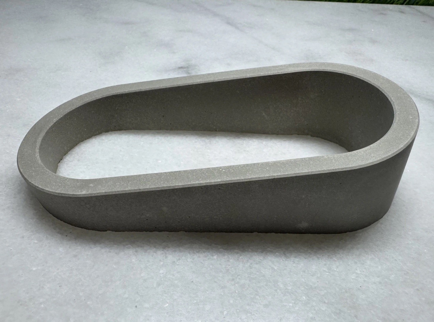 Tastiera Ostacolo "Down Up Oval Curb" Rampa in cemento binario realistico fatto a mano a