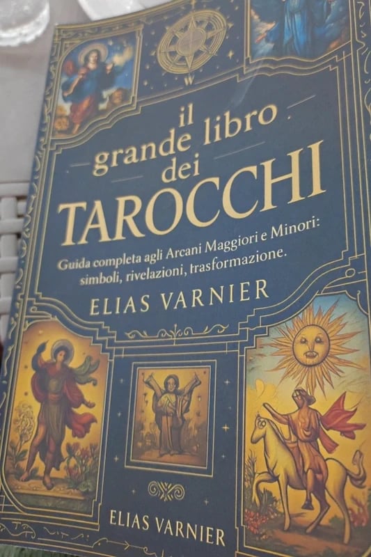 Il grande libro dei tarocchi