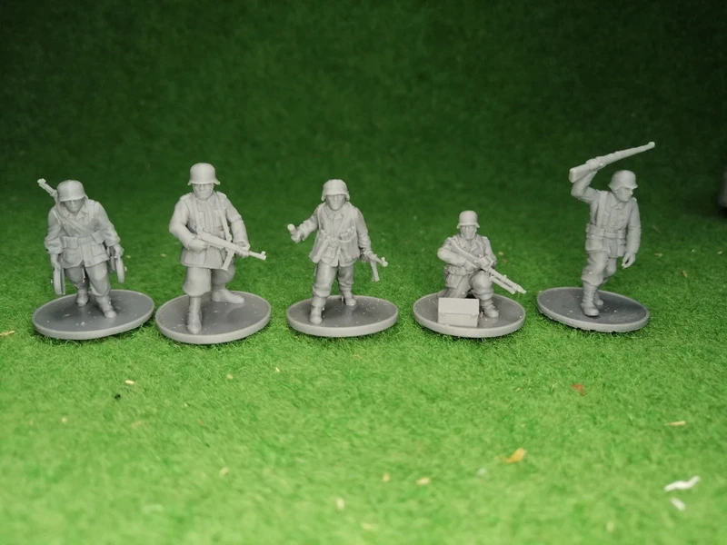 5 soldats allemands ( bolt action )