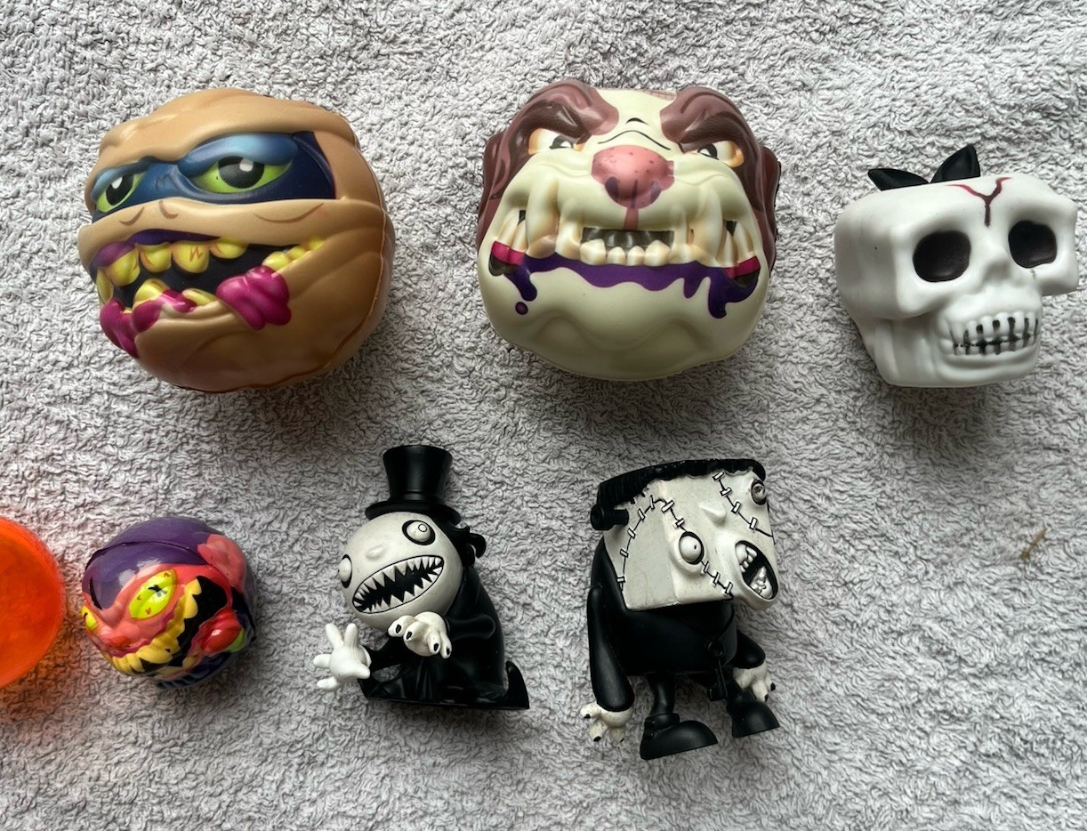 Pacchetto Figurine Horror Madball Knock Off e Killer Panda Figure