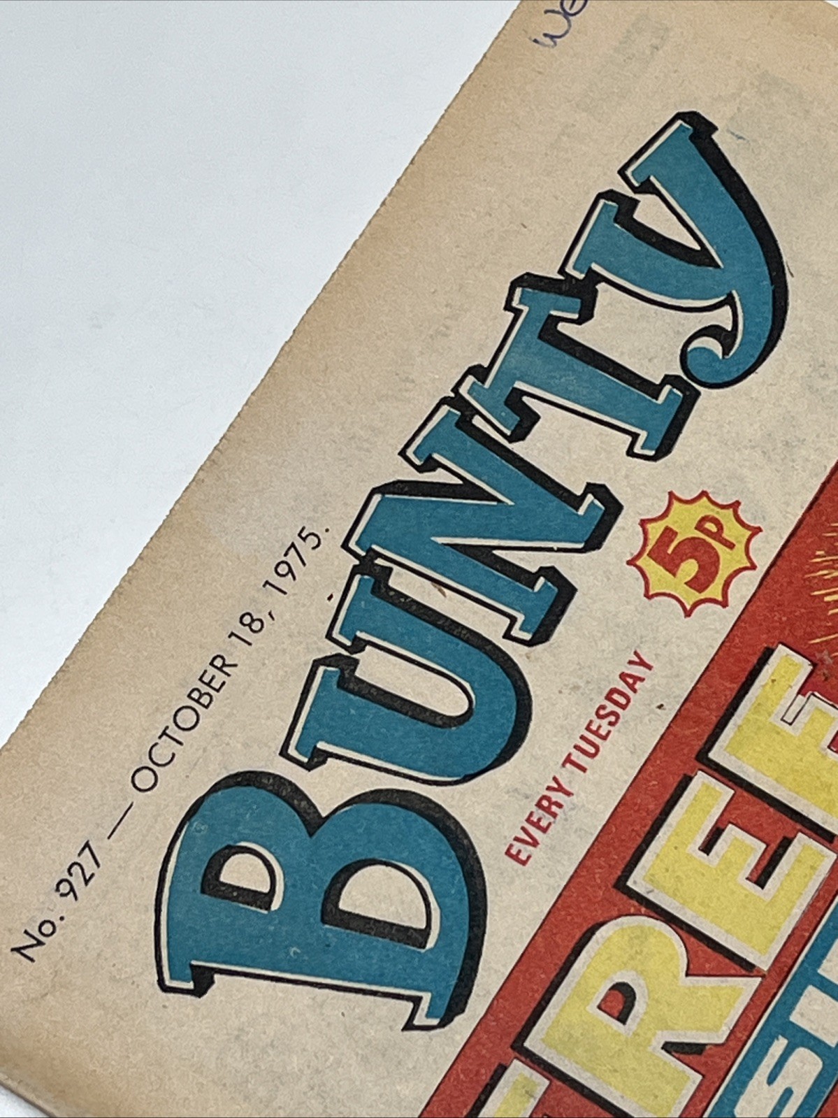 BUNTY COMIC - OCTOBER 18th 1975 - Vintage 70s Girls Comic