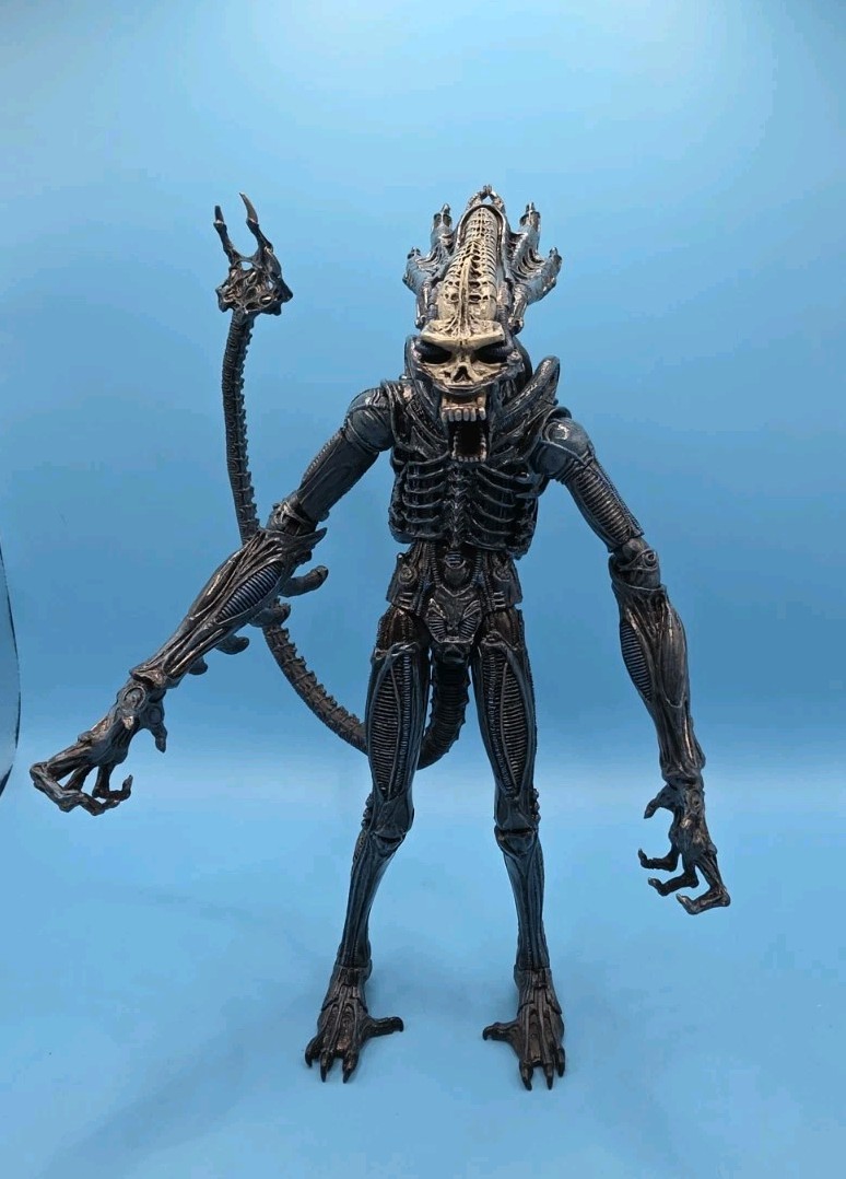 Neca Kenner Dark Horse Comics Gorilla Alien Action Figure Fast Shipping !!!