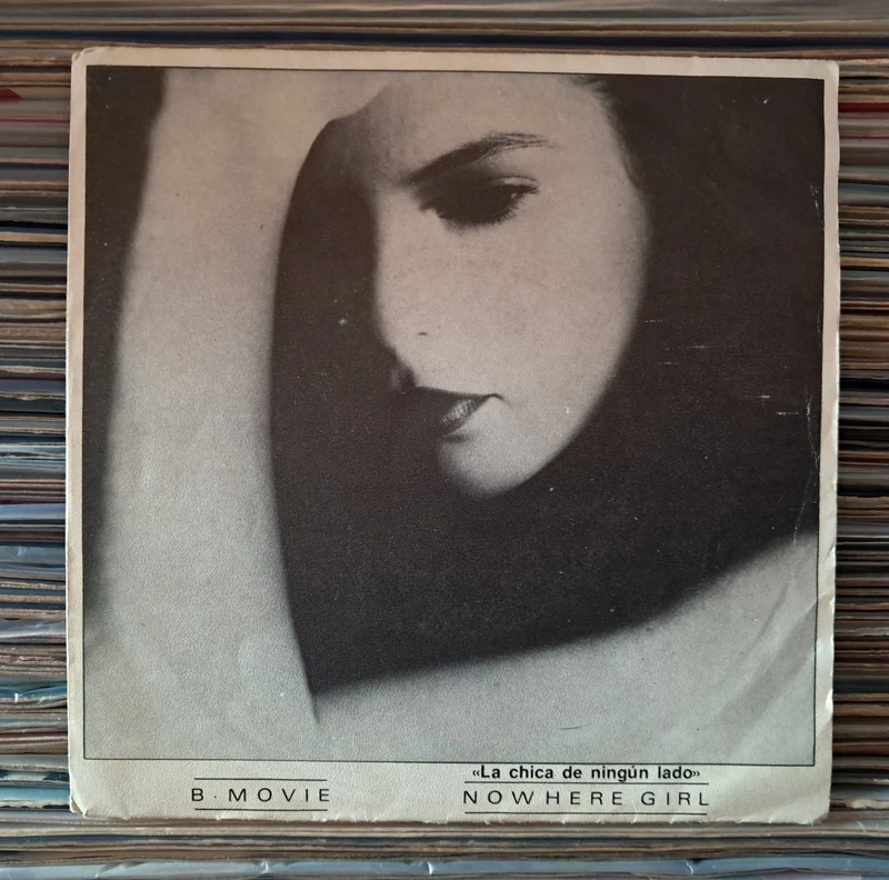 Vinilo single B Movie - Now here girl