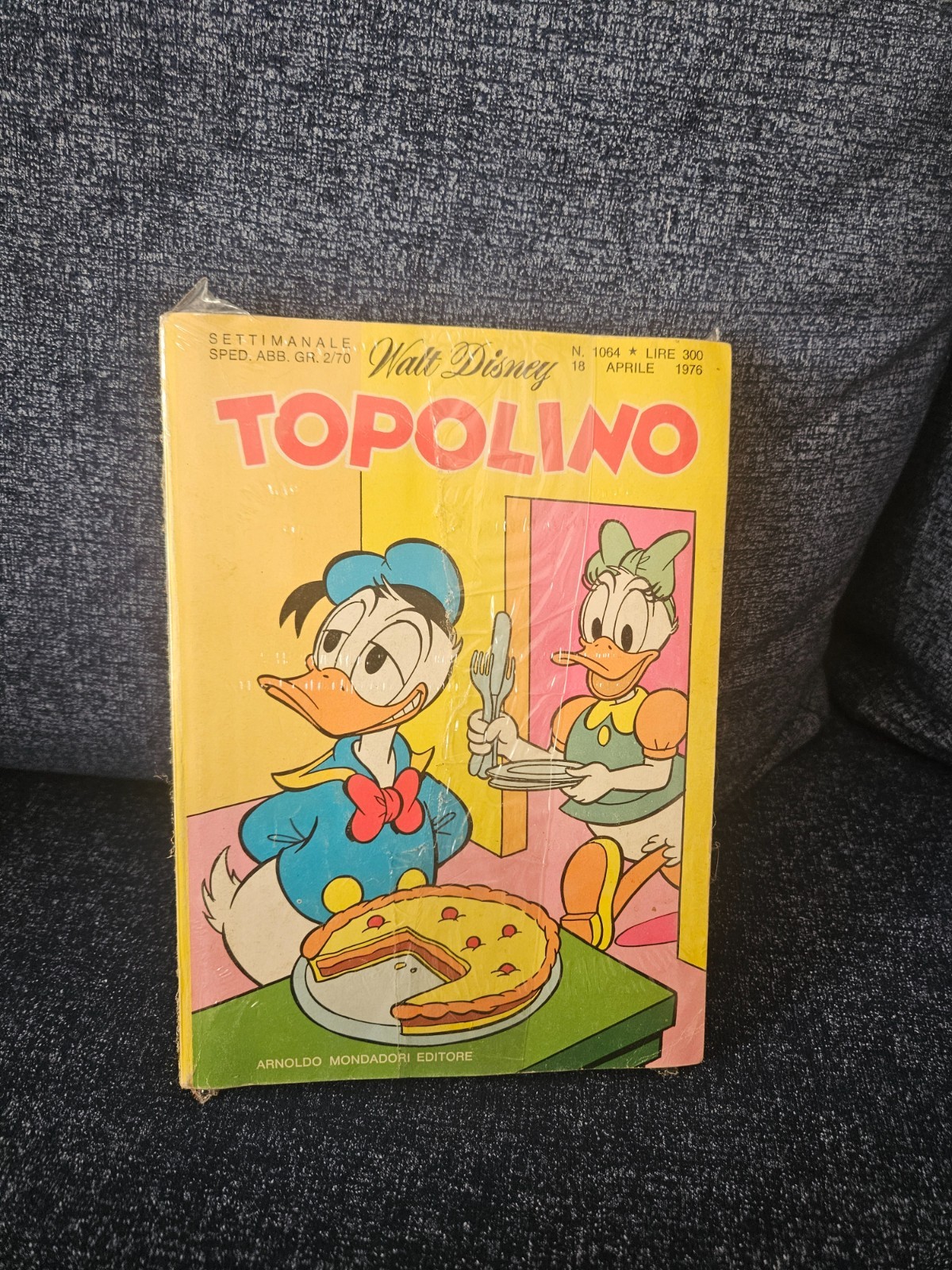 TOPOLINO N 1064 CON ADESIVI