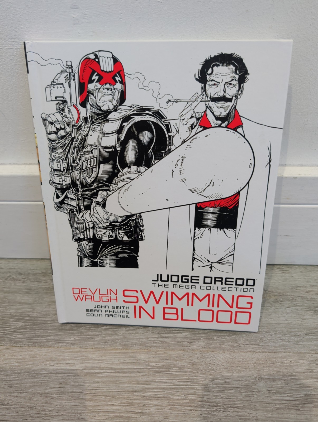 Judge Dredd Mega Collection Swimming in Blood Number 14 Hardback 