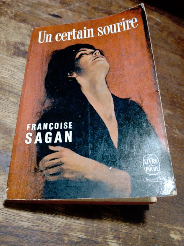 Libro un certain sourire f. Sagan
