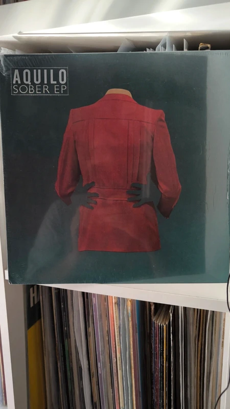 EP Aquilo Sober