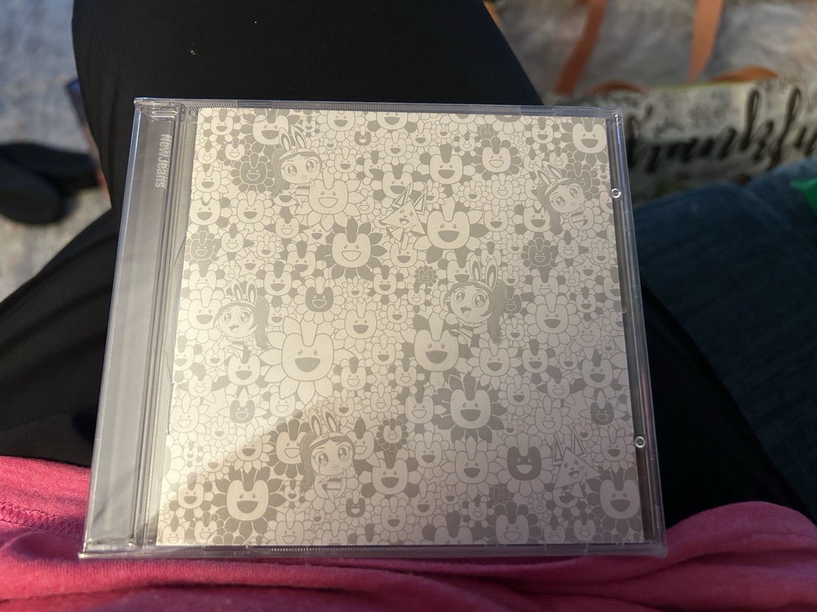 NewJeans – Supernatural / Right Now-CD Single (2024) Gray Edition - New & Sealed