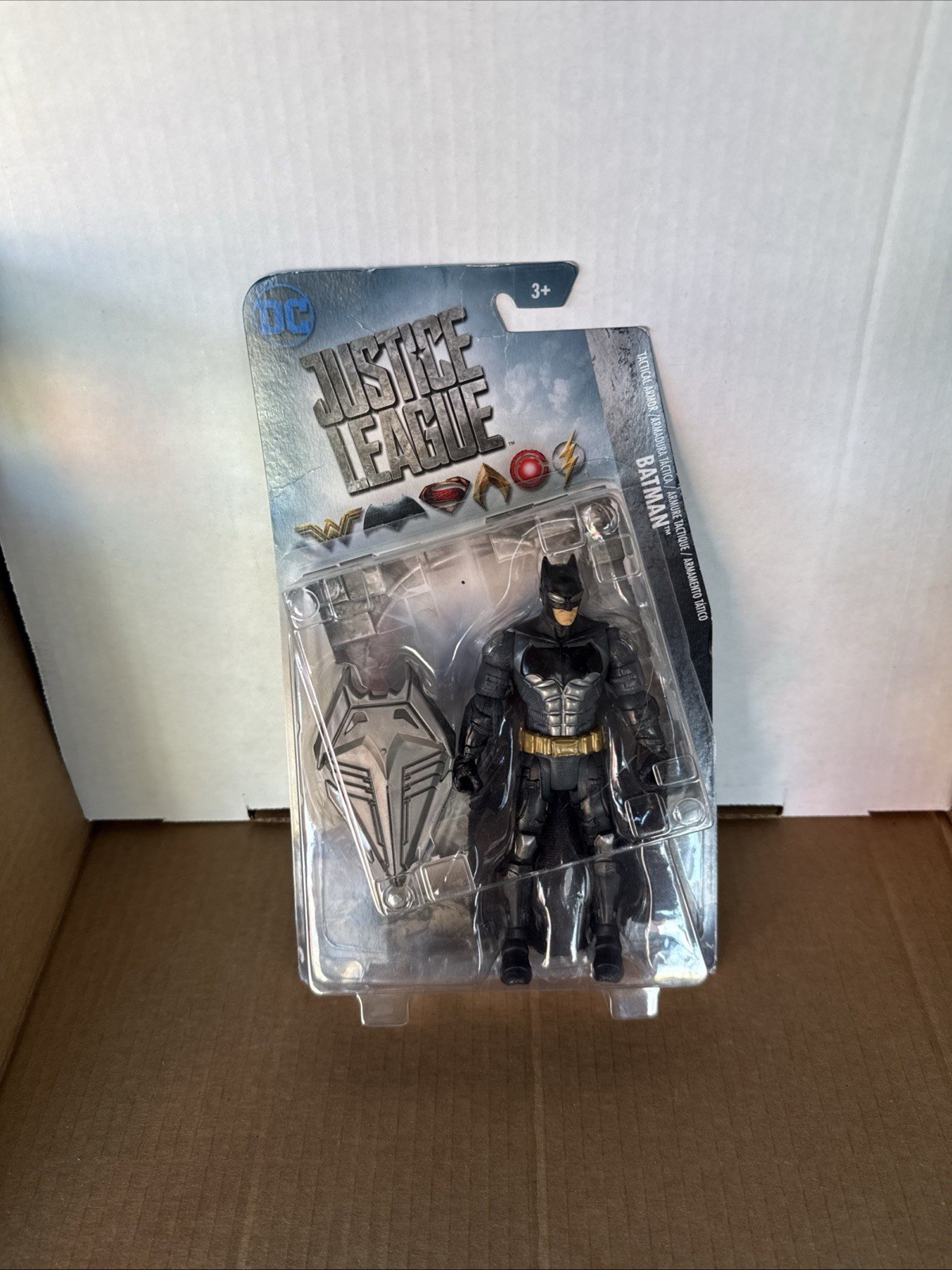 DC Justice League 6" Tall Batman Action Figure Mattel 2017 New With Some Wear