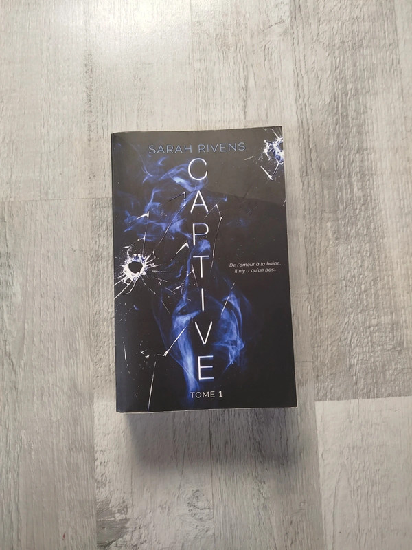 Livre captive tome 1