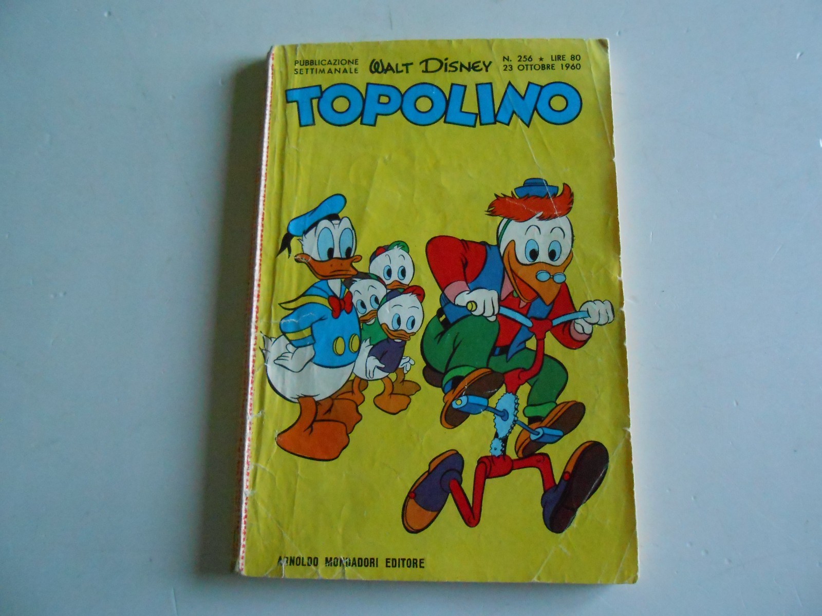 TOPOLINO N.256  CON FIGURINE E BOLLINO-OTTIMO