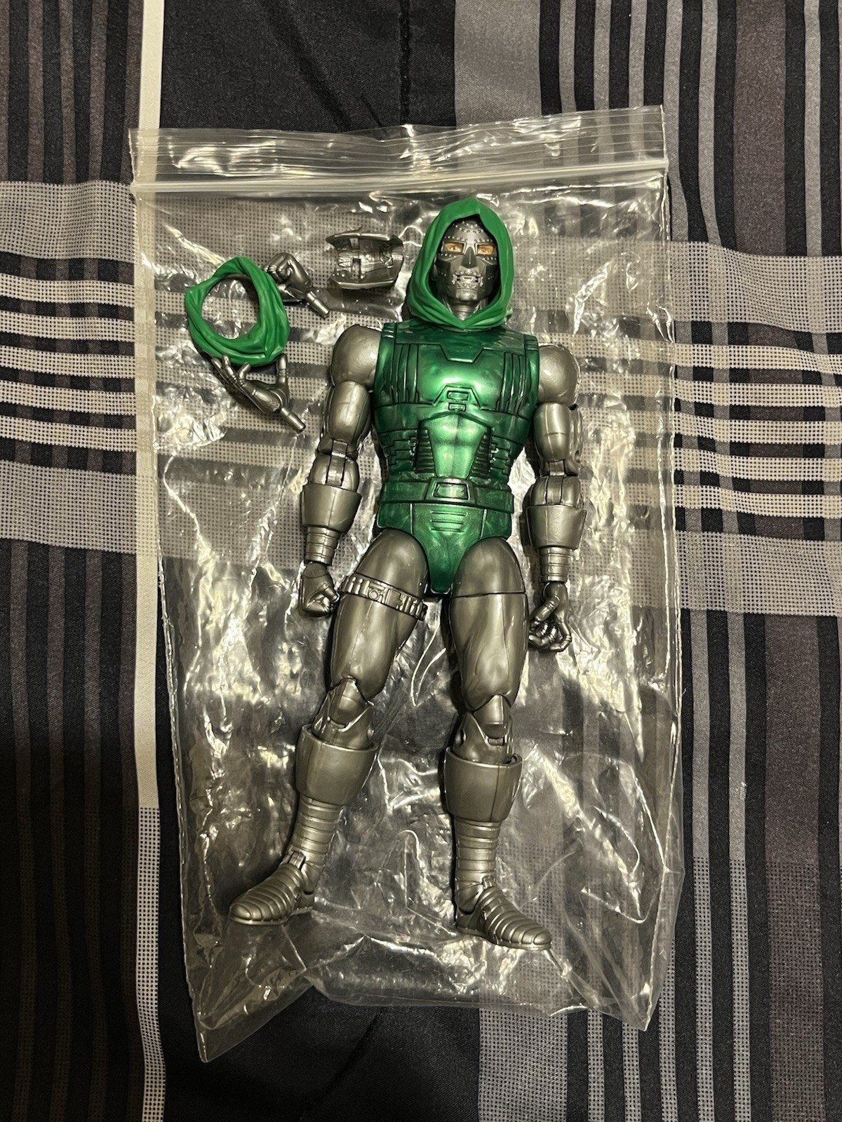 Marvel Legends Modellino Dr. Doom 6" da 2 confezioni LOOSE