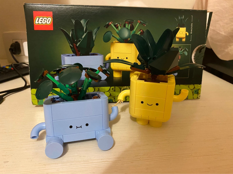 Lego botanicals