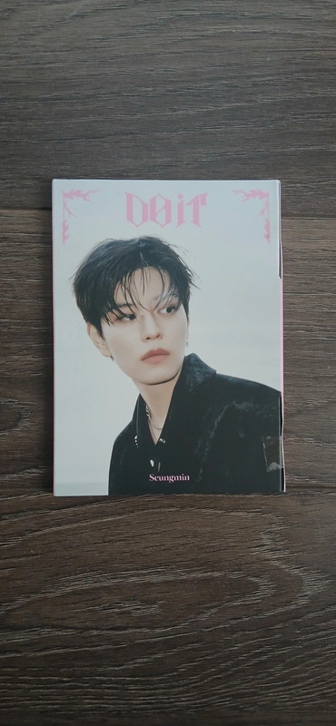 Album "Do it" de Stray Kids (Seungmin version)