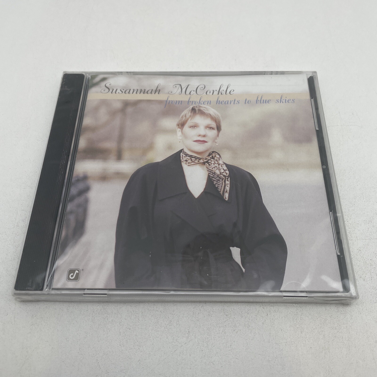 SUSANNAH MCCORKLE - FROM BROKEN HEARTS TO BLUE SKIES NEW CD